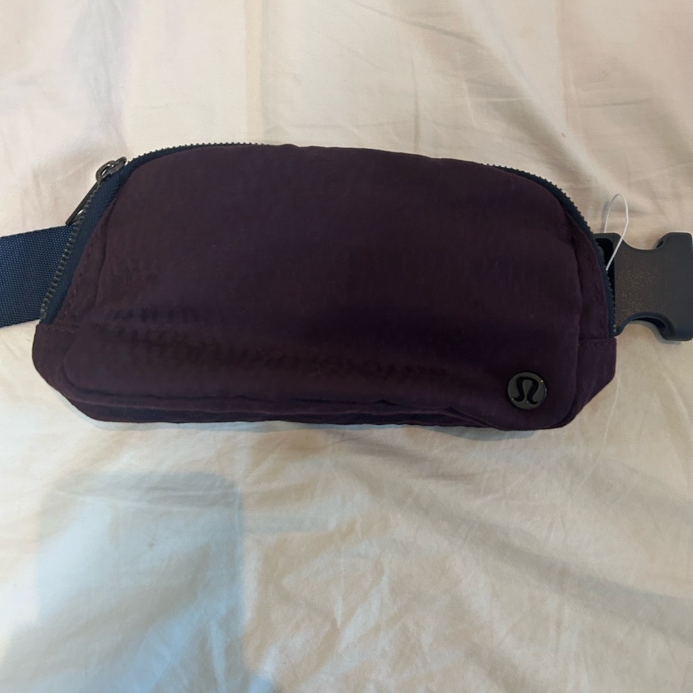 lululemon belt bag